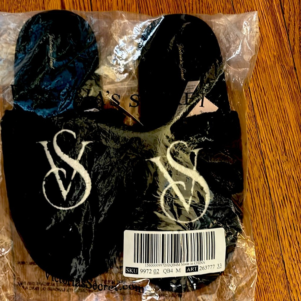 Brand new black Victoria’s Secret faux fur slippers